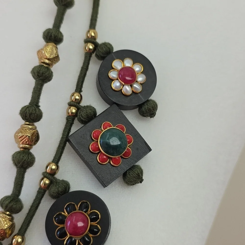 Maya-Bazaar Green, Gold & Multicolor Necklace